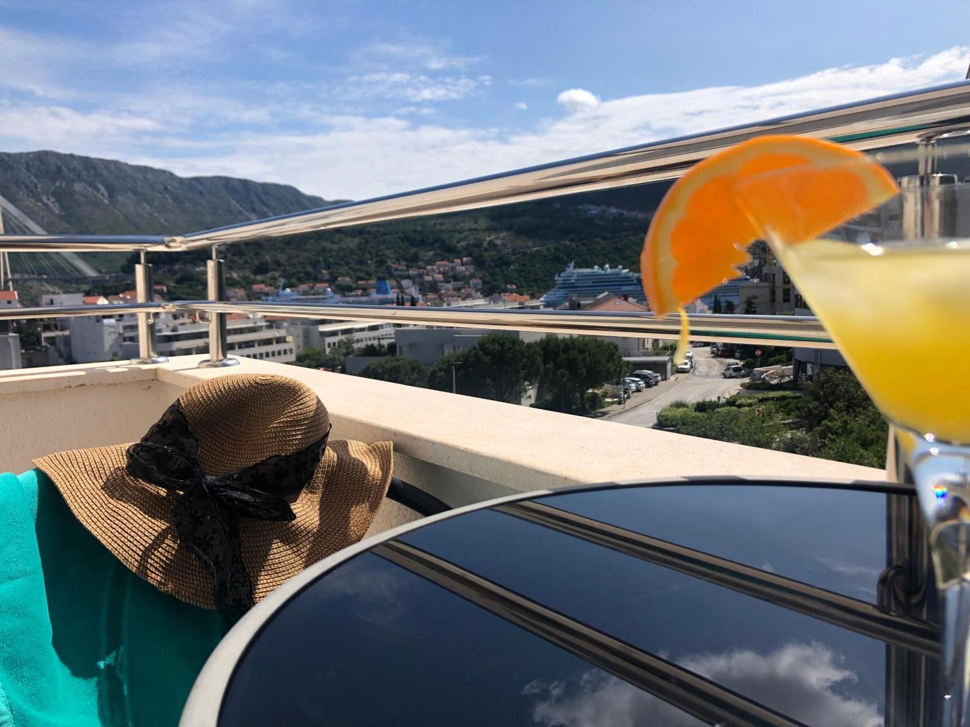 Apartments And Room Adriatic Blue ドゥブロブニク エクステリア 写真