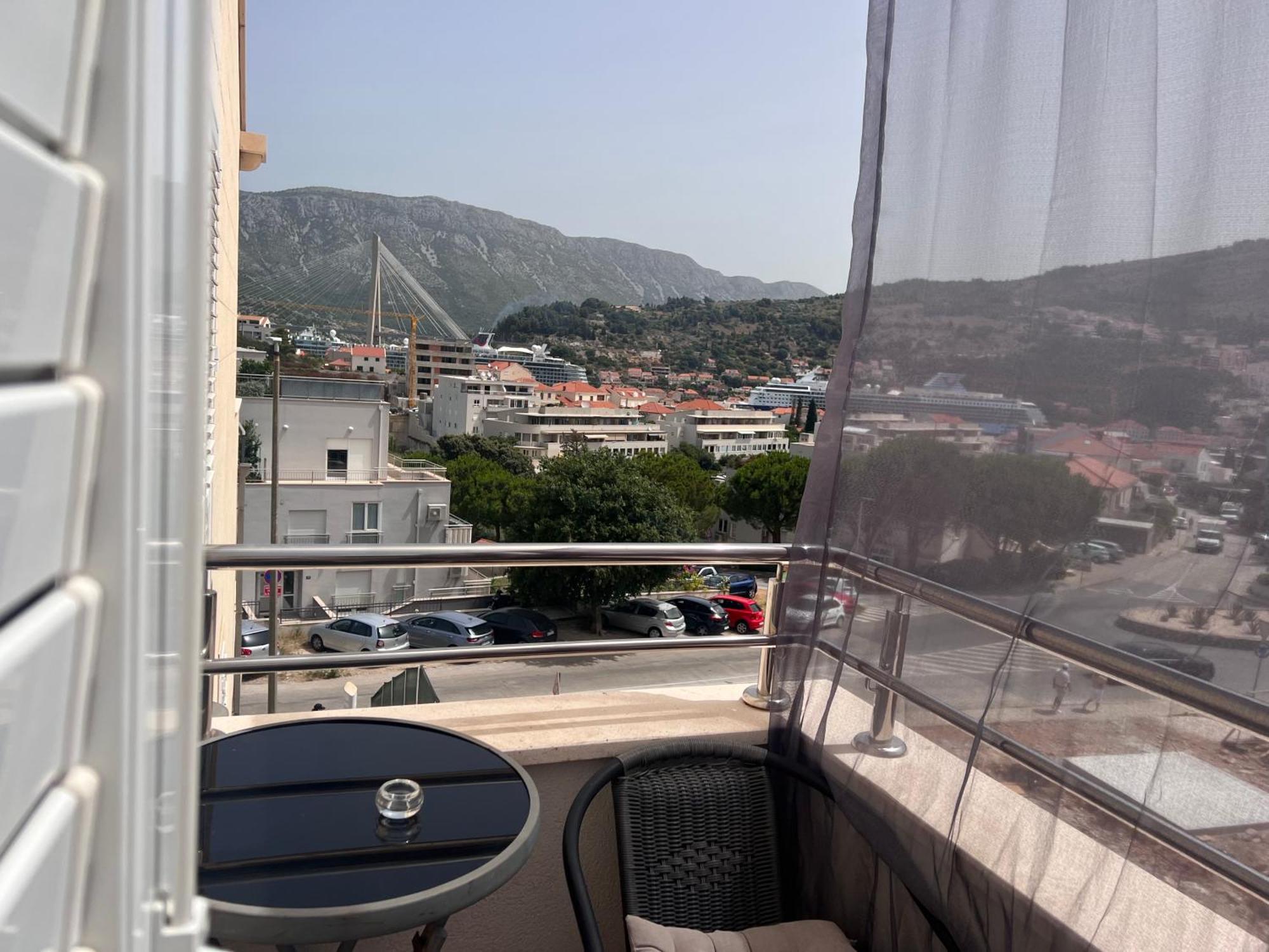 Apartments And Room Adriatic Blue ドゥブロブニク エクステリア 写真